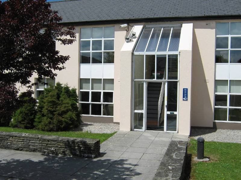 Corrib Village Rooms University Of Galway Eksteriør billede